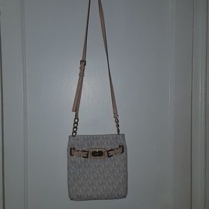 NWOT MICHAEL KORS WHITE VANILLA SIGNATURE MONOGRA